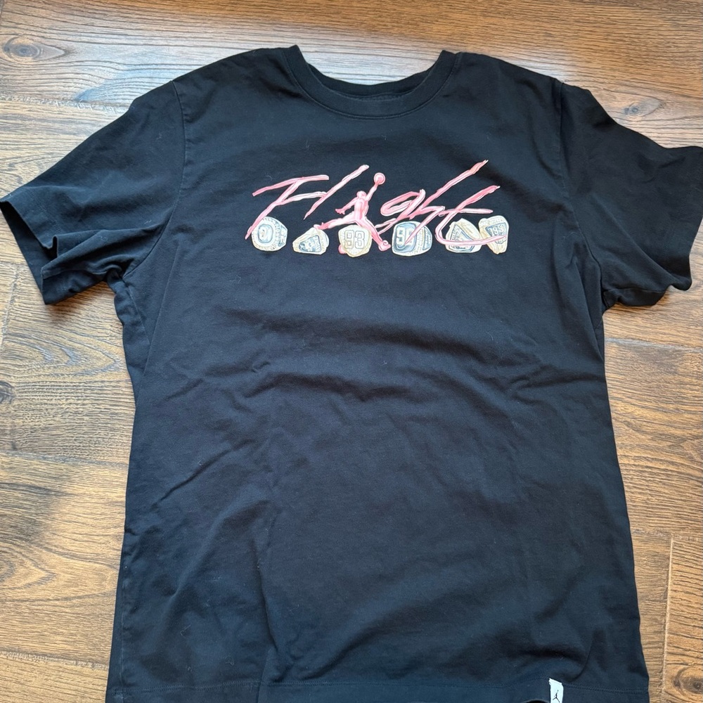 Jordan Flight Essential Rings Short Sleeve Shirt